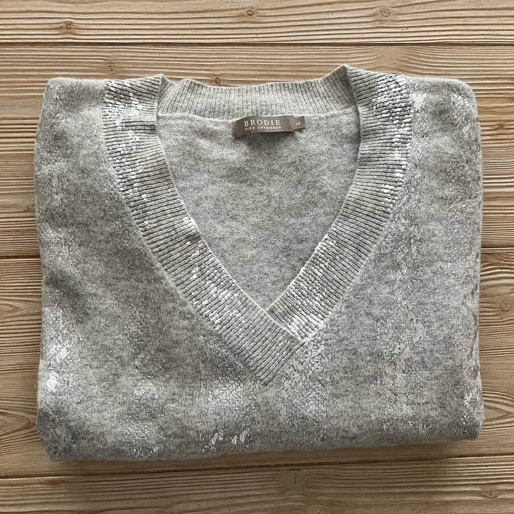 Brodie Fine Cashmere Gray Metallic Foil V-Neck Sweater | Women’s L - Picture 4 of 8